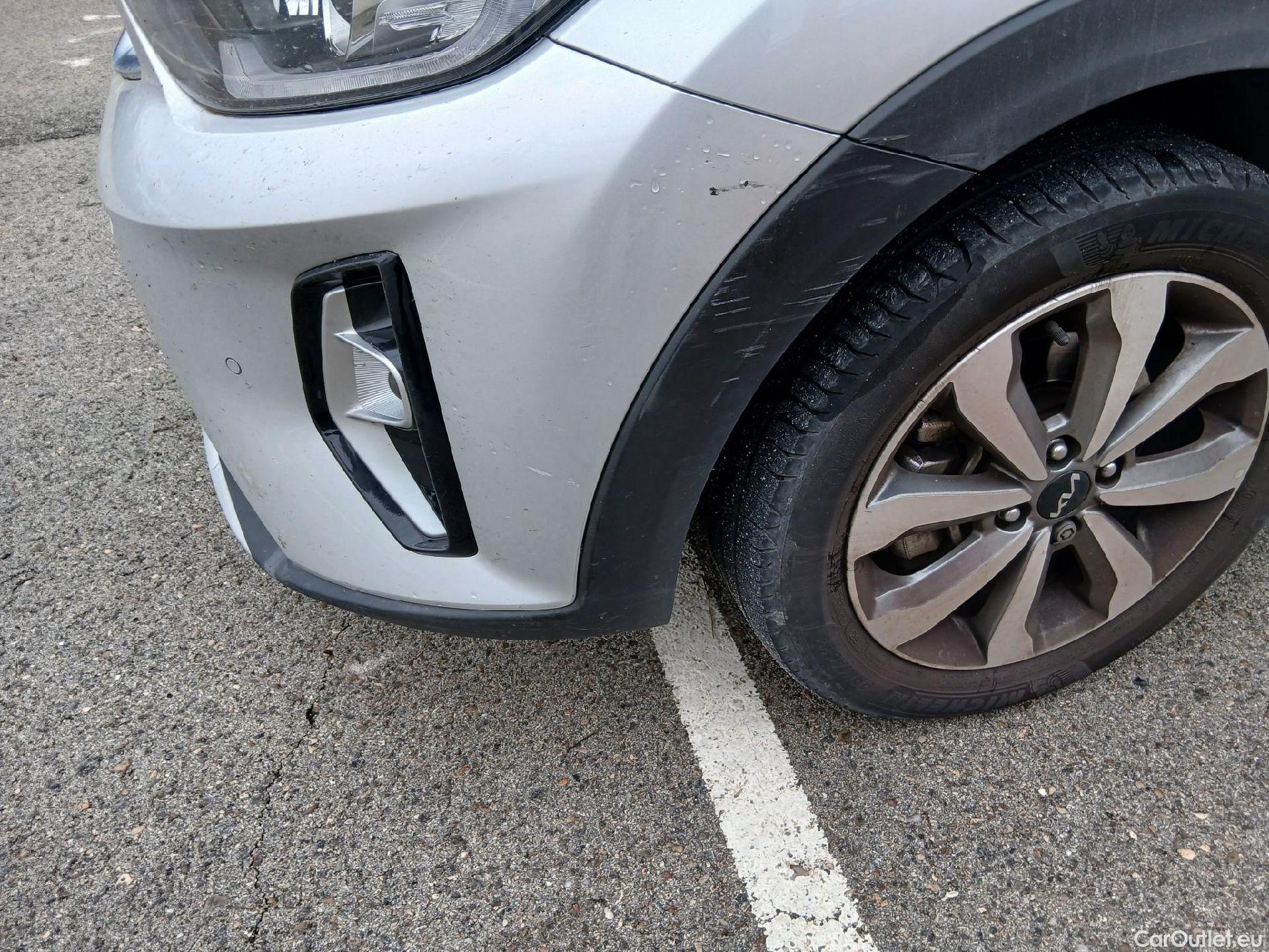  KIA  STONIC KIA  / 2017 / 5P / todoterreno 1.0 T-GDi 74kW (100CV) MHEV iMT Drive #8