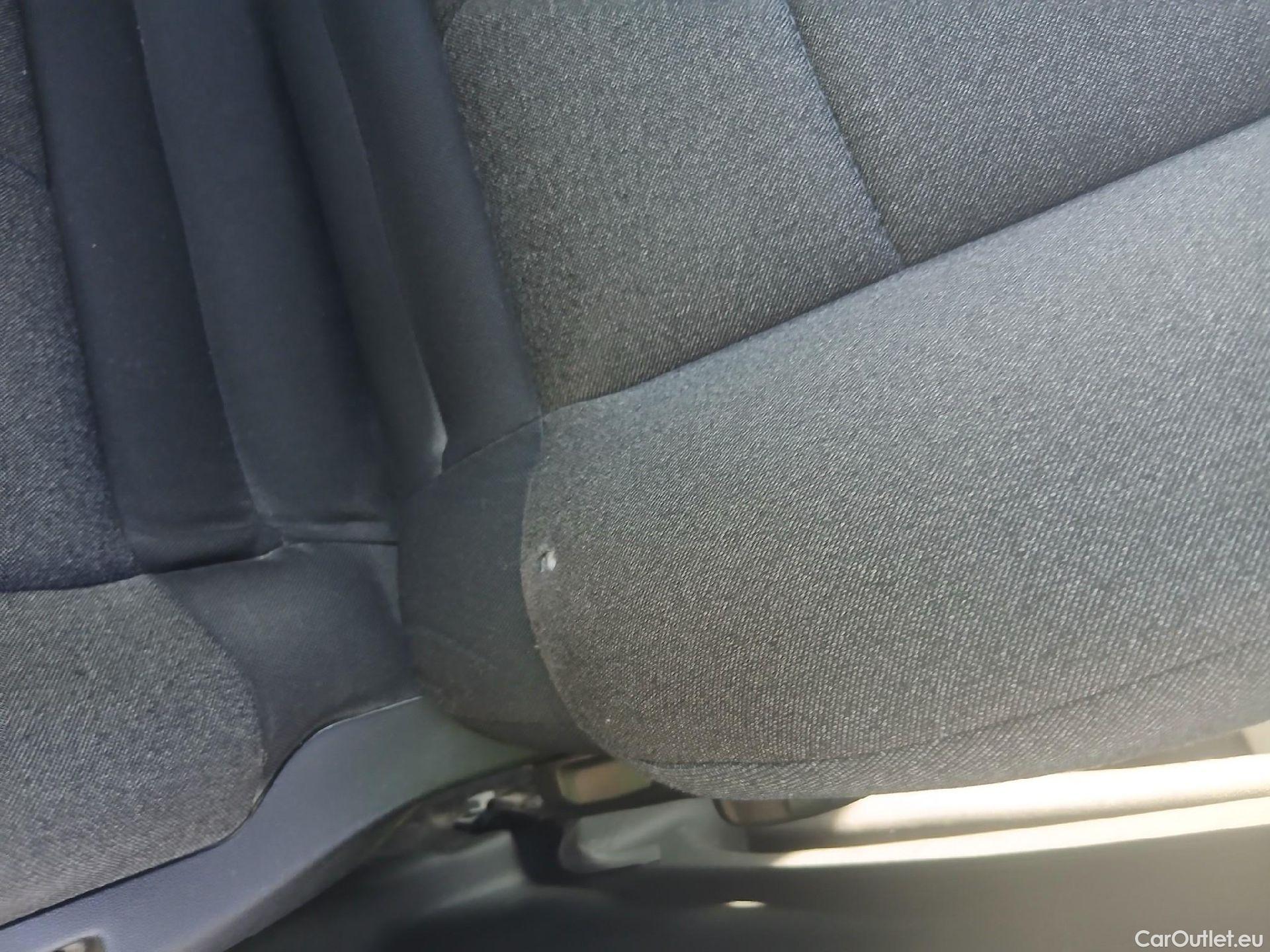  Citroen  C4 Cactus CITROEN  / 2018 / 5P / berlina con portón BlueHDi 100 S&S Feel #11