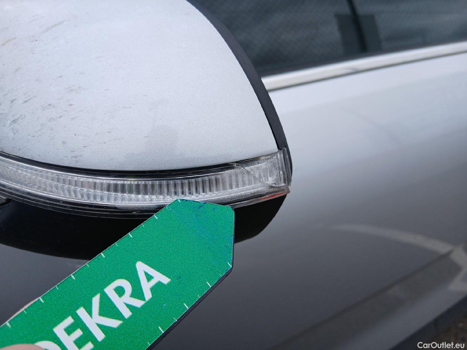  KIA  STONIC KIA  / 2017 / 5P / todoterreno 1.0 T-GDi 74kW (100CV) MHEV iMT Drive #13