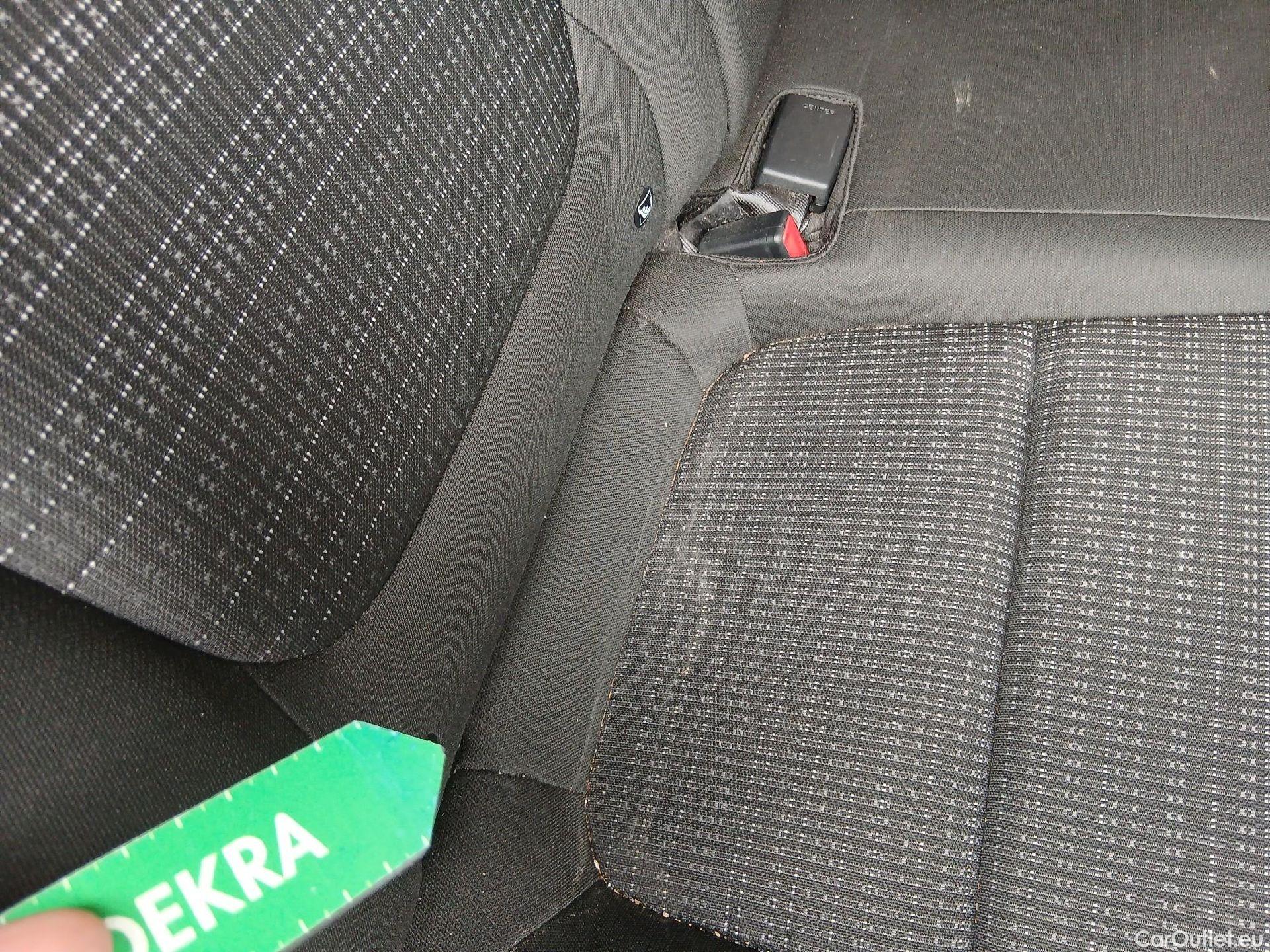  KIA  STONIC KIA  / 2017 / 5P / todoterreno 1.0 T-GDi 74kW (100CV) MHEV iMT Drive #25