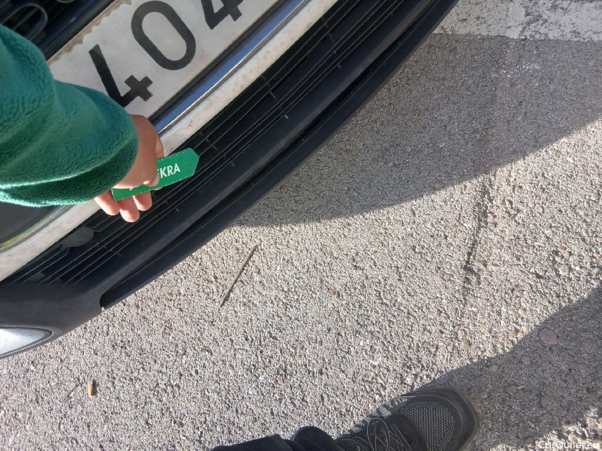  Citroen  C4 Cactus CITROEN  / 2018 / 5P / berlina con portón BlueHDi 100 S&S Feel #15