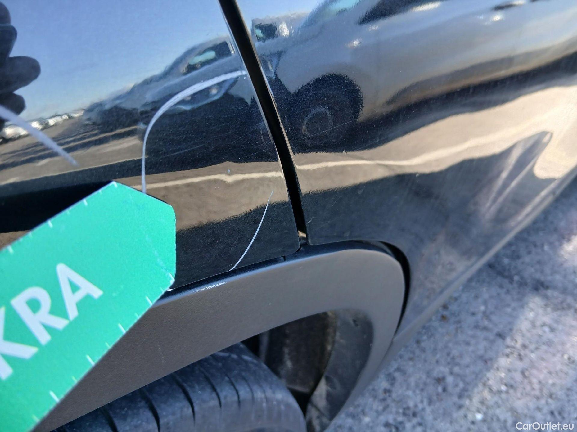  Bmw  X2 BMW  sDrive18i (CX3) #24