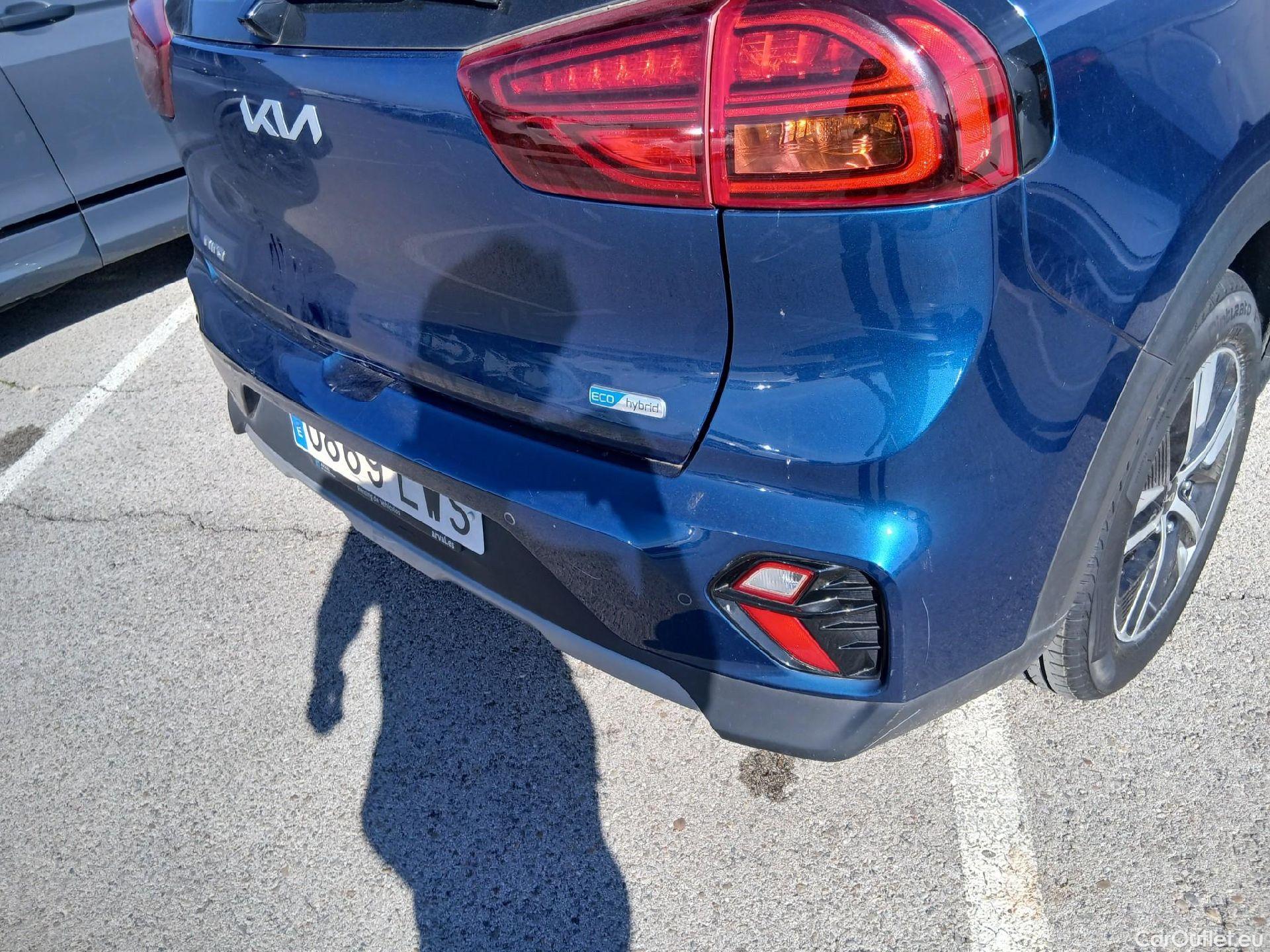  KIA  Niro KIA  / 2019 / 5P / crossover 1.6 GDi HEV 104kW (141CV) Drive #22