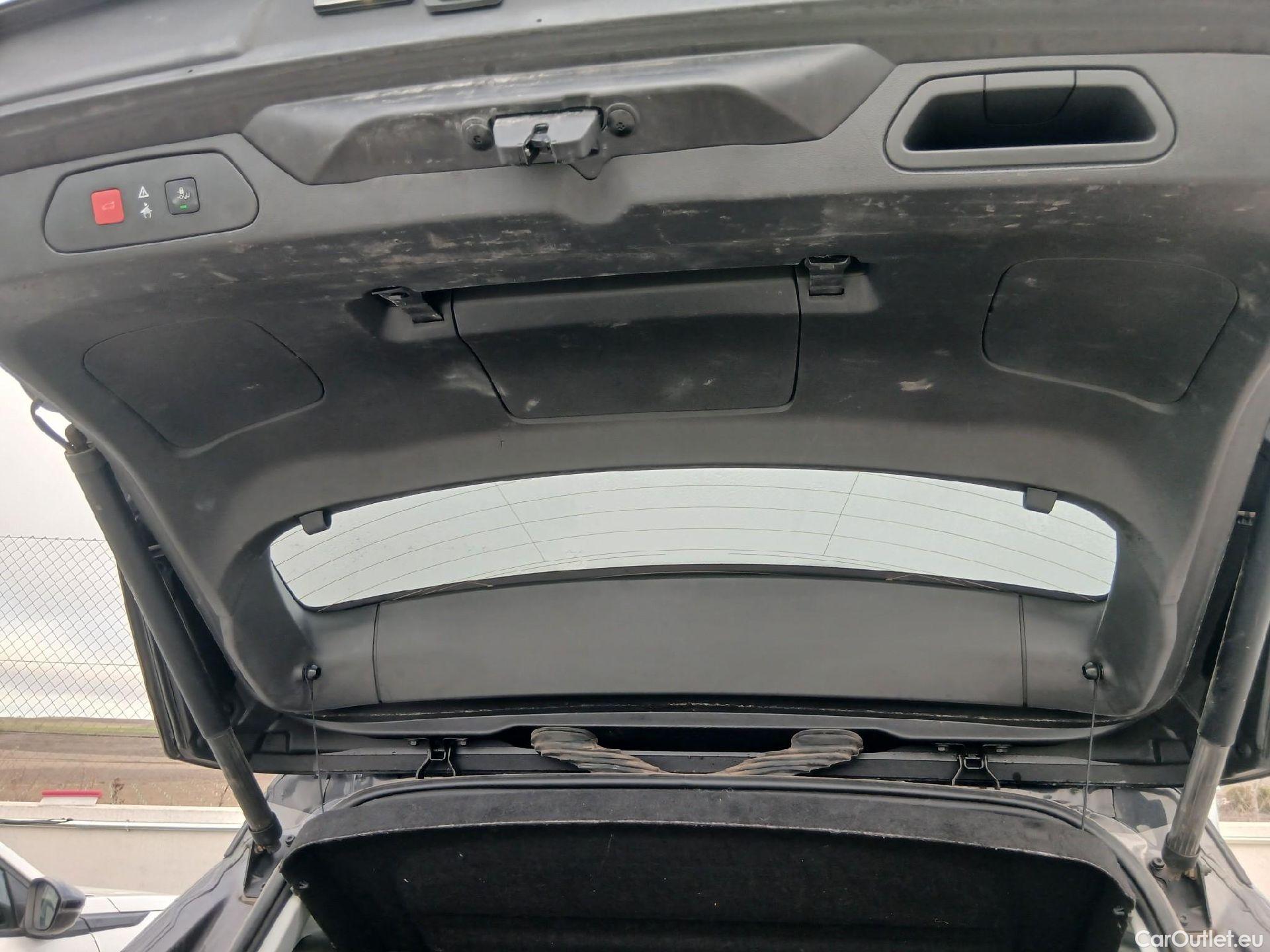  Opel   Grandland X OPEL / 2017 / 5P / todoterreno 1.5 CDTi Ultimate Auto #17