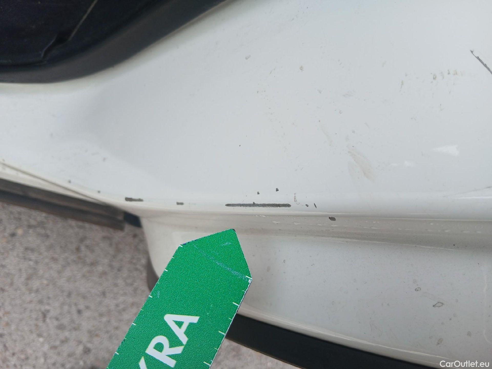  Nissan  Qashqai NISSAN  / 2021 / 5P / todoterreno DIG-T 103kW (140CV) mHEV 4x2 Acenta #59