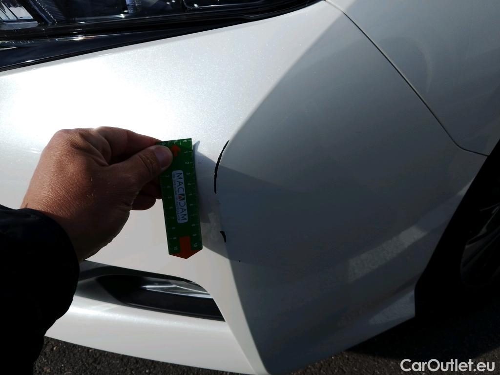  Nissan  Leaf NISSAN  / 2017 / 5P / berlina con portón 40kWh N-Connecta #10