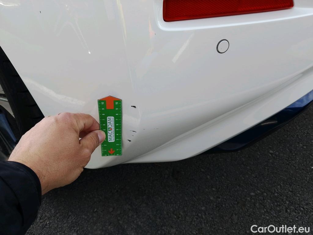  Nissan  Leaf NISSAN  / 2017 / 5P / berlina con portón 40kWh N-Connecta #13