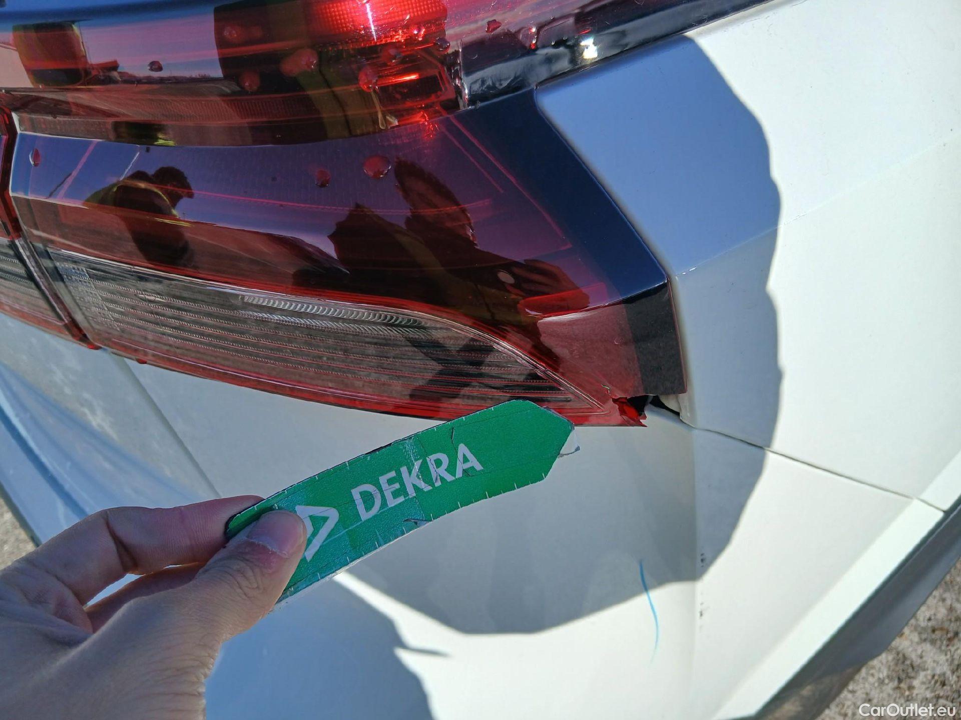  Nissan  Qashqai NISSAN  / 2021 / 5P / todoterreno DIG-T 103kW (140CV) mHEV 4x2 Acenta #43