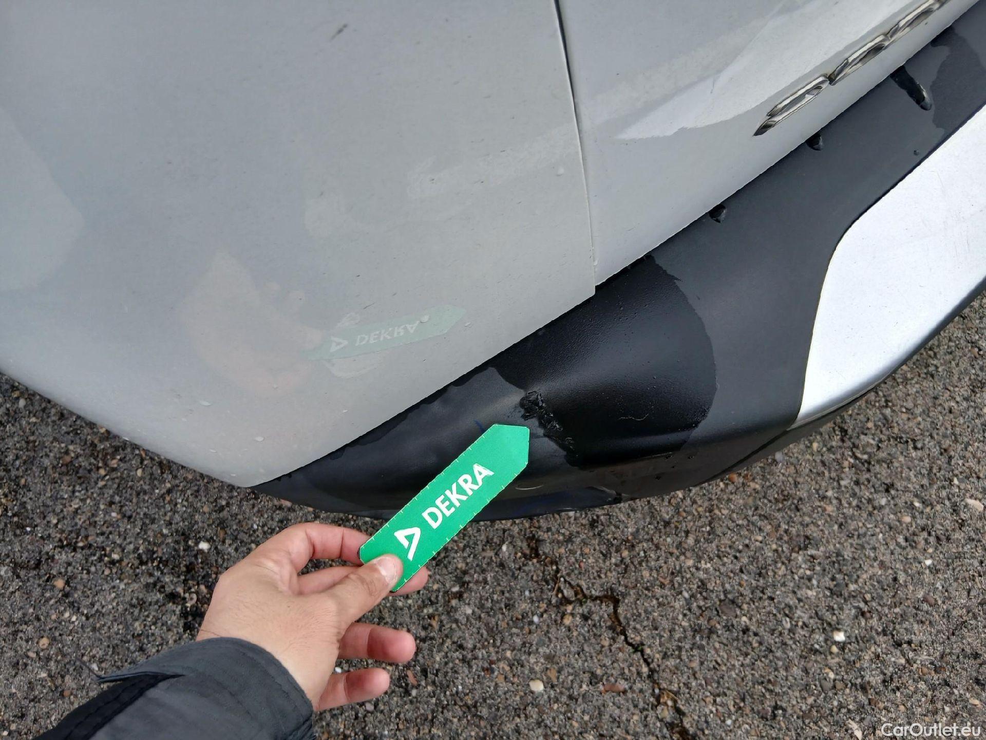  Peugeot  2008 PEUGEOT  / 2019 / 5P / todoterreno Allure BlueHDI 81kW (110CV) #16