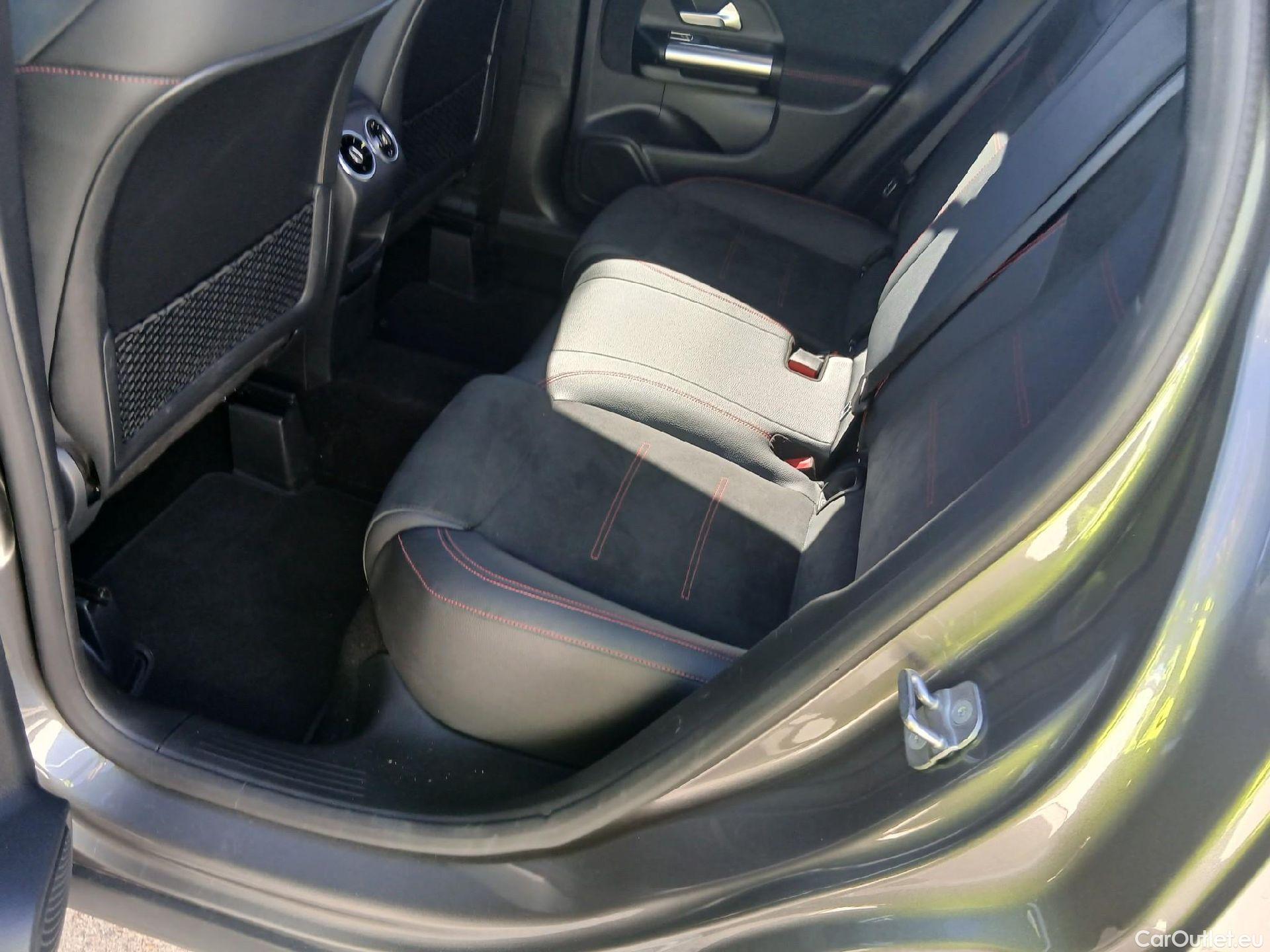  Mercedes  GLA Clase   250 4Matic (247.747)AMG AMG Line 225CV AT8 E6d #23