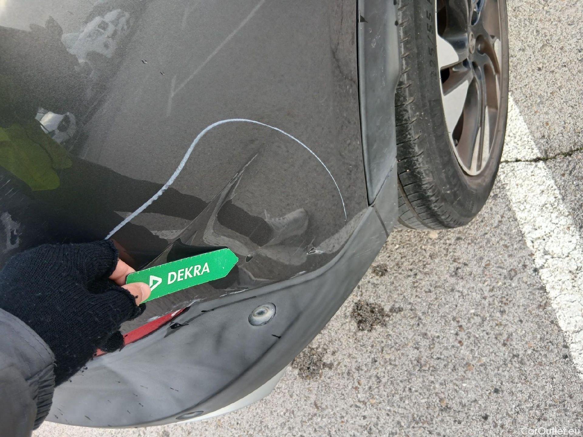  Opel   Grandland X OPEL / 2017 / 5P / todoterreno 1.5 CDTi Ultimate Auto #19