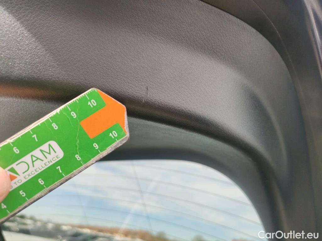  Mazda  3 MAZDA Mazda / 2019 / 5P / berlina con portón 2.0 e-SKYACTIV-G 88KW HOMURA(SP) #23