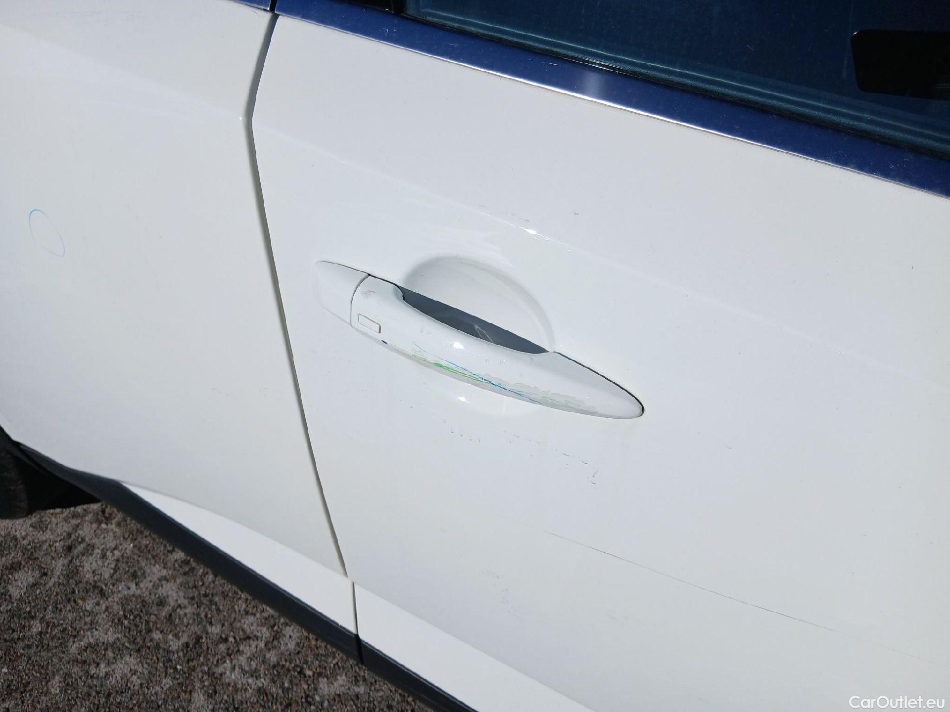  Nissan  Qashqai NISSAN  / 2021 / 5P / todoterreno DIG-T 103kW (140CV) mHEV 4x2 Acenta #36