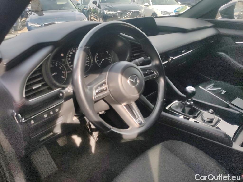  Mazda  3 MAZDA Mazda / 2019 / 5P / berlina con portón 2.0 e-SKYACTIV-G 88KW HOMURA(SP) #26