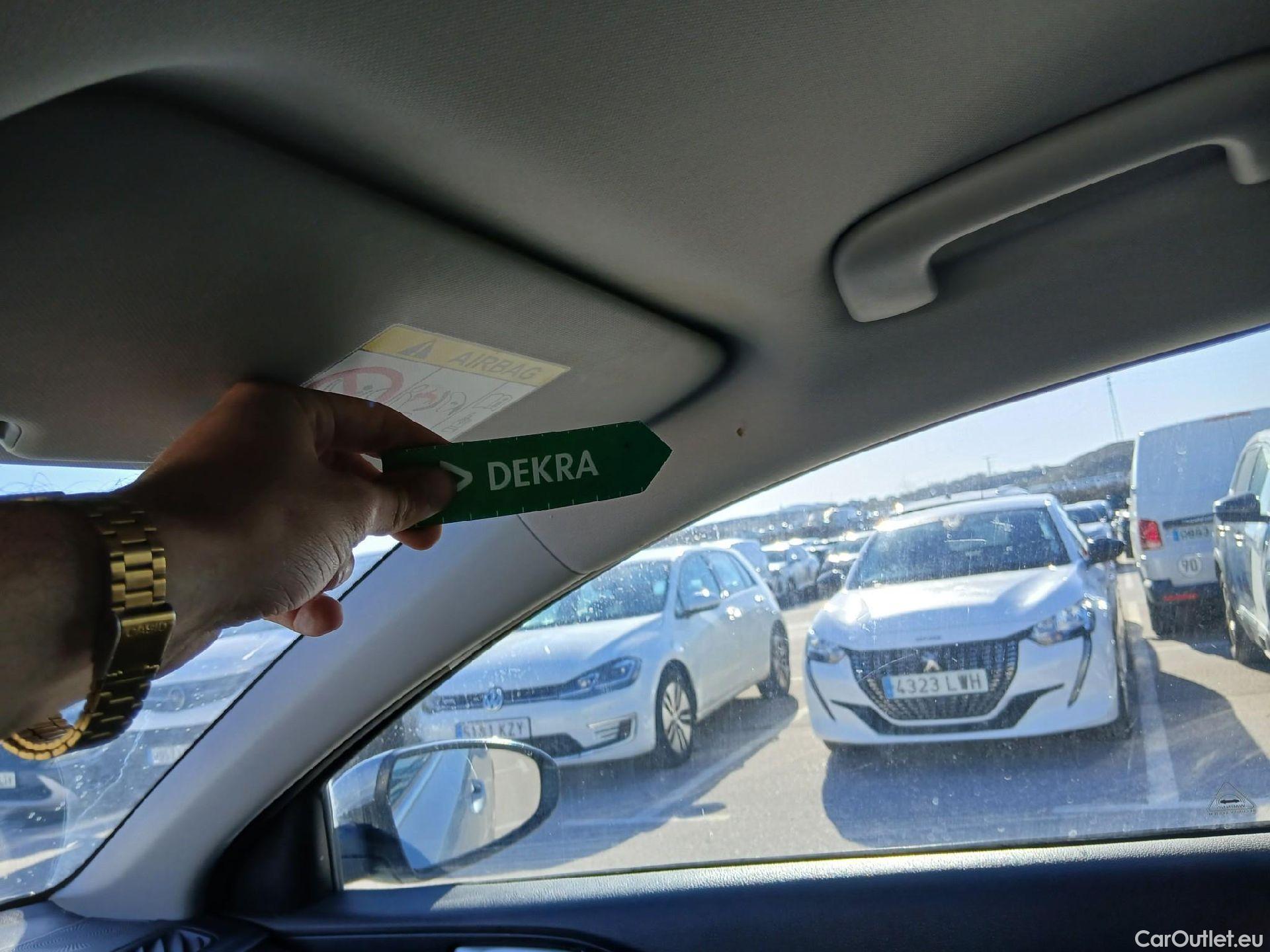  KIA  XCeed KIA  / 2019 / 5P / todoterreno 1.0 T-GDi Drive 88kW (120CV) #22