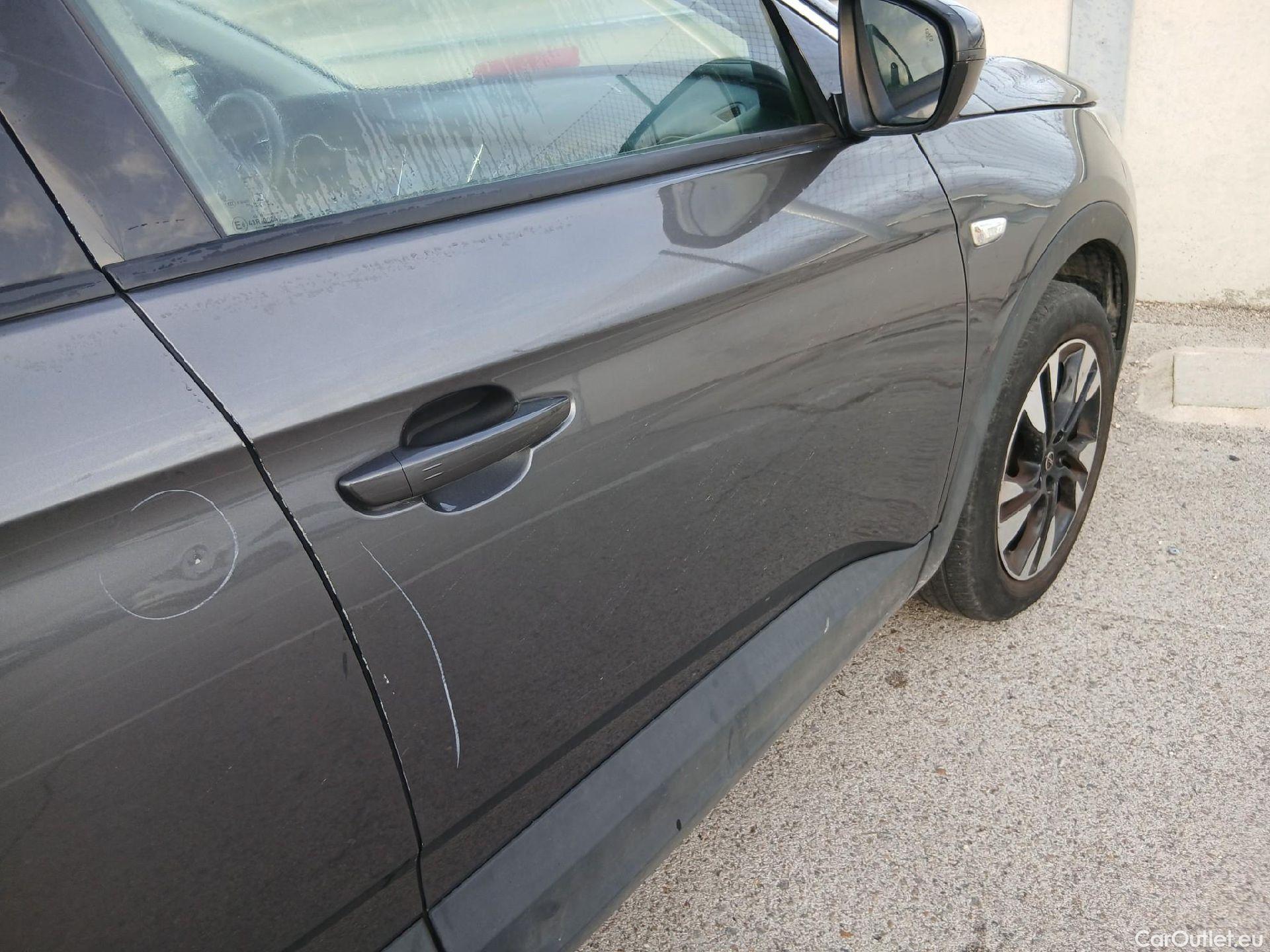  Opel   Grandland X OPEL / 2017 / 5P / todoterreno 1.5 CDTi Ultimate Auto #25