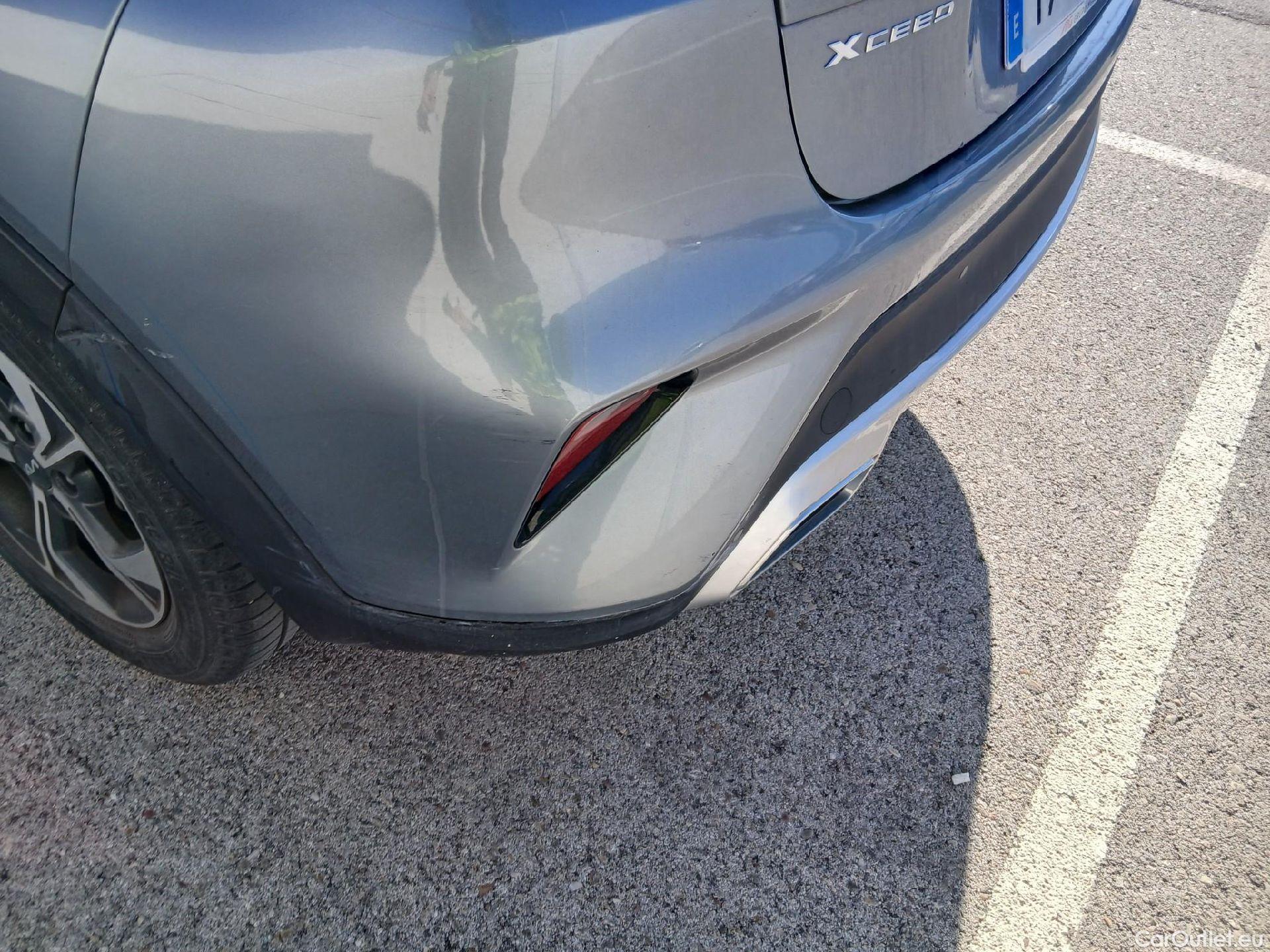  KIA  XCeed KIA  / 2019 / 5P / todoterreno 1.0 T-GDi Drive 88kW (120CV) #37