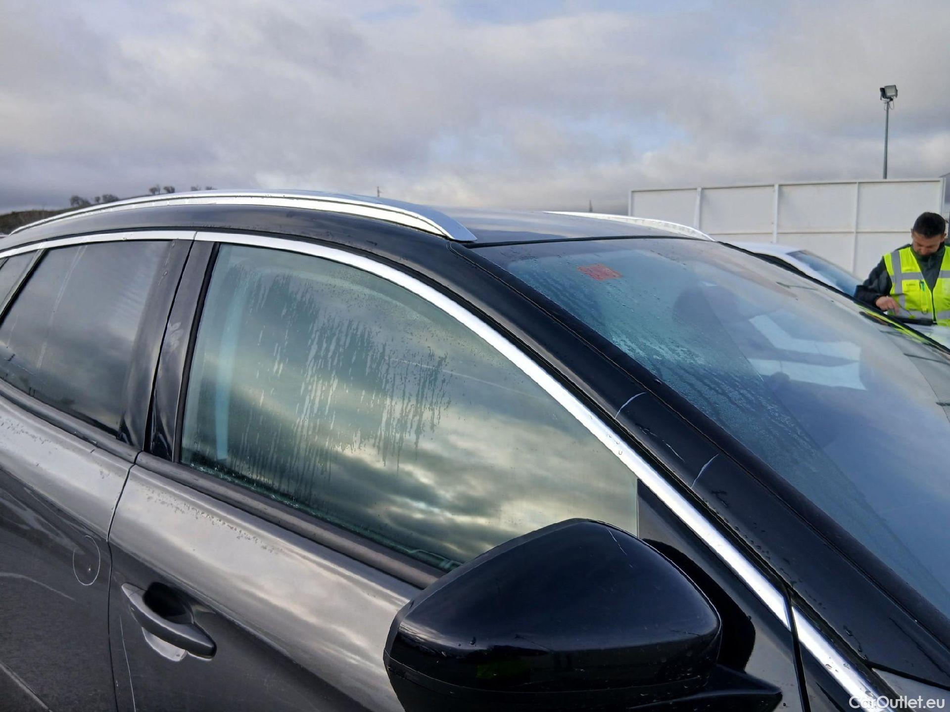  Opel   Grandland X OPEL / 2017 / 5P / todoterreno 1.5 CDTi Ultimate Auto #32