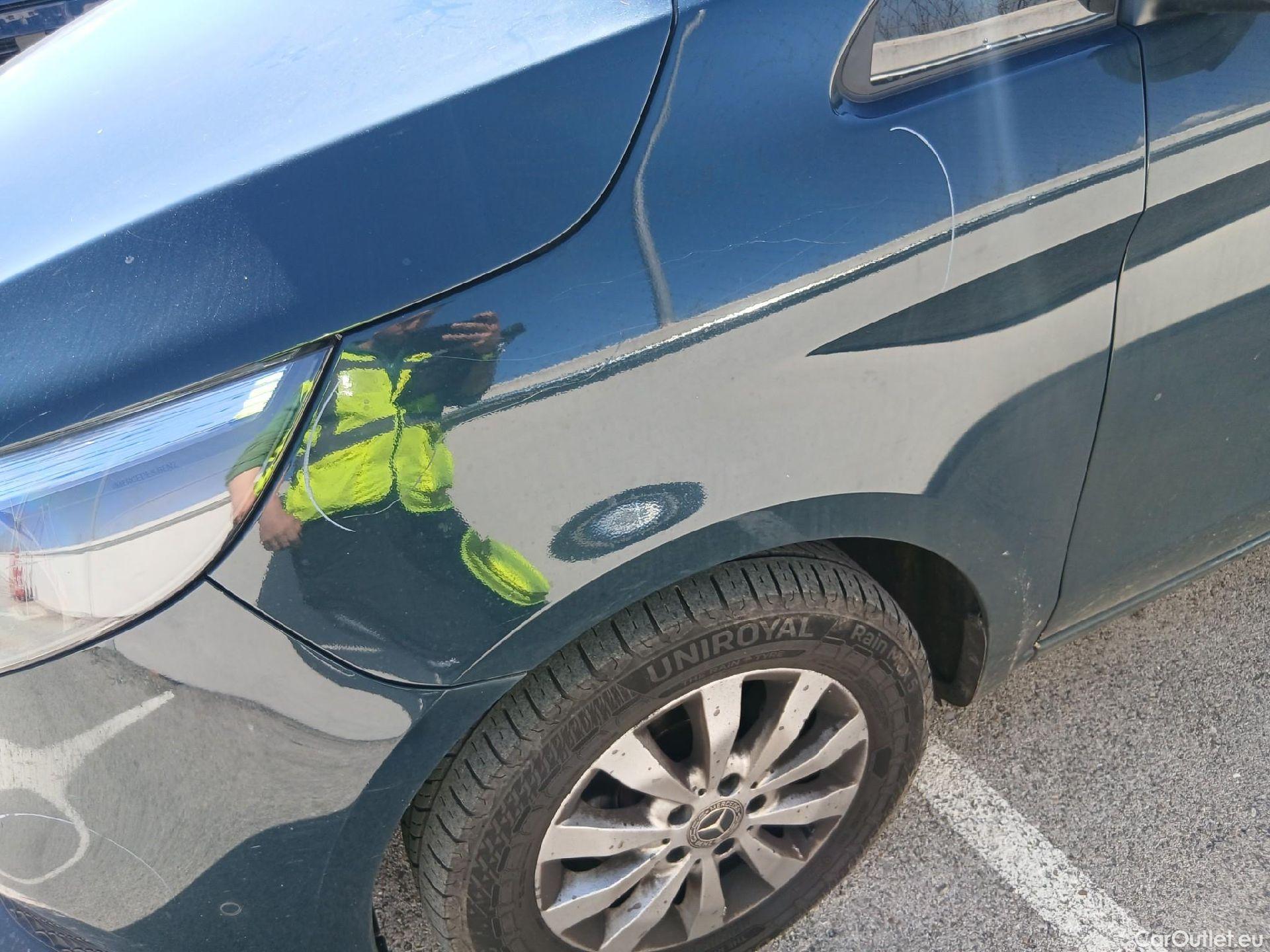  Mercedes  V-Klasse MERCEDES-BENZ Clase V / 2014 / 4P / monovolumen 220 d Clase V Compacto #4