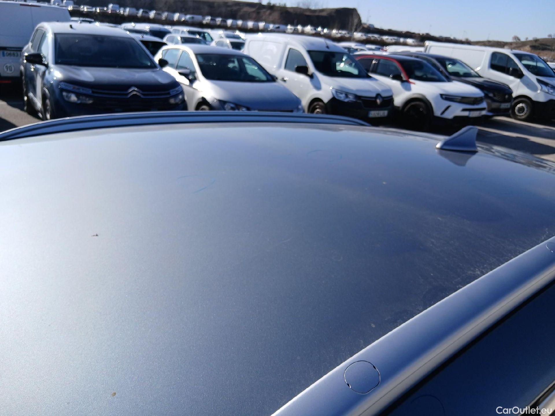  KIA  XCeed KIA  / 2019 / 5P / todoterreno 1.0 T-GDi Drive 88kW (120CV) #26