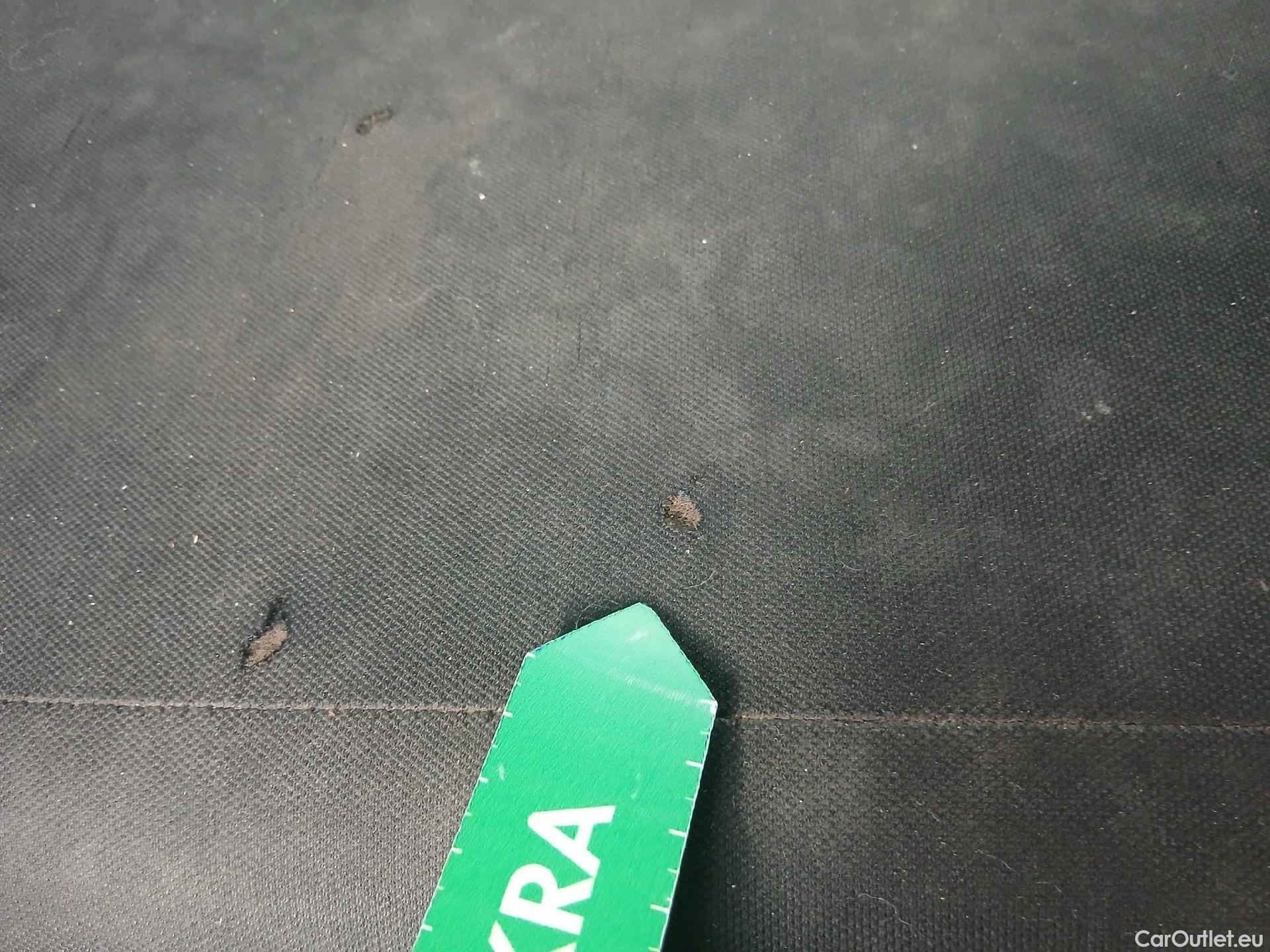  Nissan  Qashqai NISSAN  / 2021 / 5P / todoterreno DIG-T 103kW (140CV) mHEV 4x2 Acenta #50