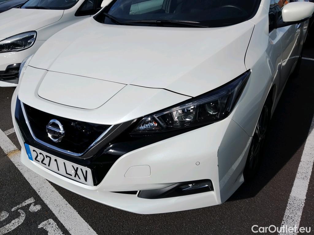  Nissan  Leaf NISSAN  / 2017 / 5P / berlina con portón 40kWh N-Connecta #9