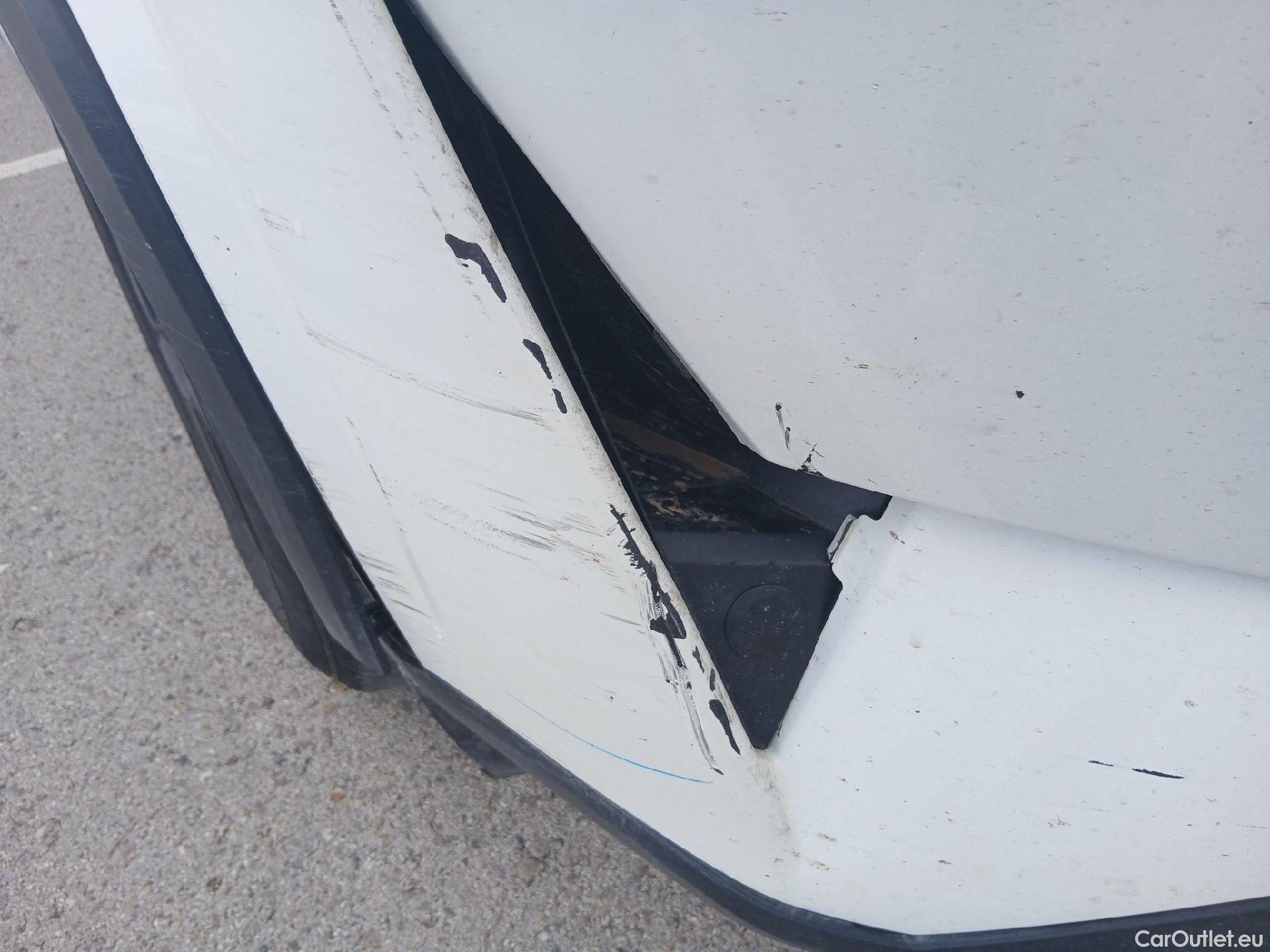  Nissan  Qashqai NISSAN  / 2021 / 5P / todoterreno DIG-T 103kW (140CV) mHEV 4x2 Acenta #5