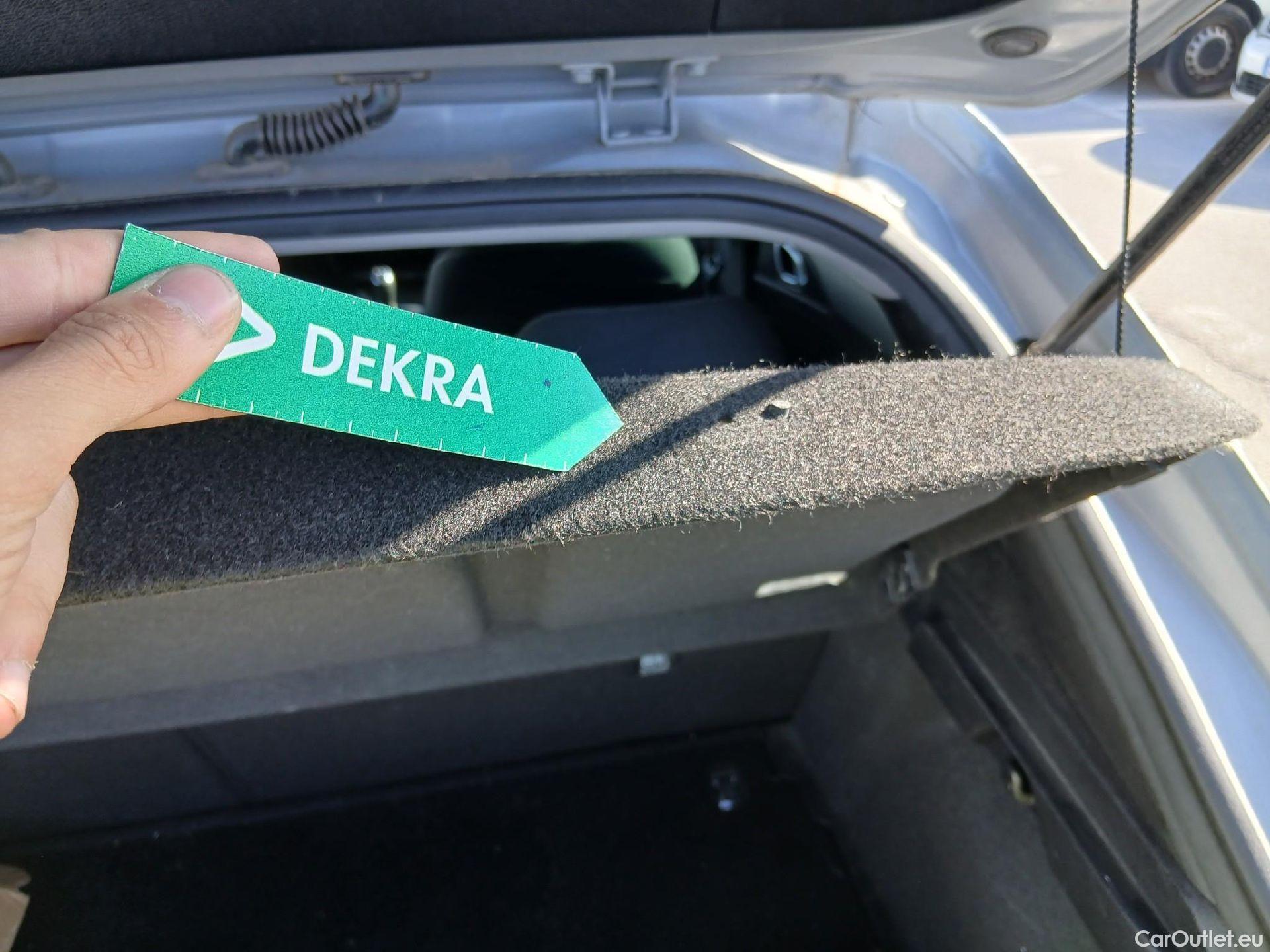  KIA  XCeed KIA  / 2019 / 5P / todoterreno 1.0 T-GDi Drive 88kW (120CV) #43