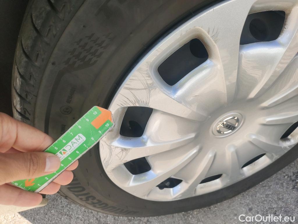  Nissan  Micra NISSAN  / 2017 / 5P / berlina con portón IG-T 68 kW (92 CV) E6D-F Acenta #21