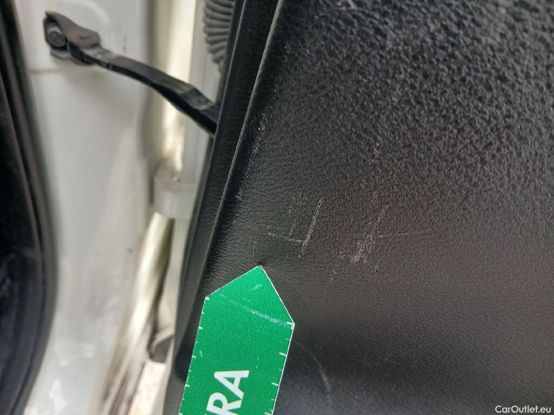  Nissan  Qashqai NISSAN  / 2021 / 5P / todoterreno DIG-T 103kW (140CV) mHEV 4x2 Acenta #57