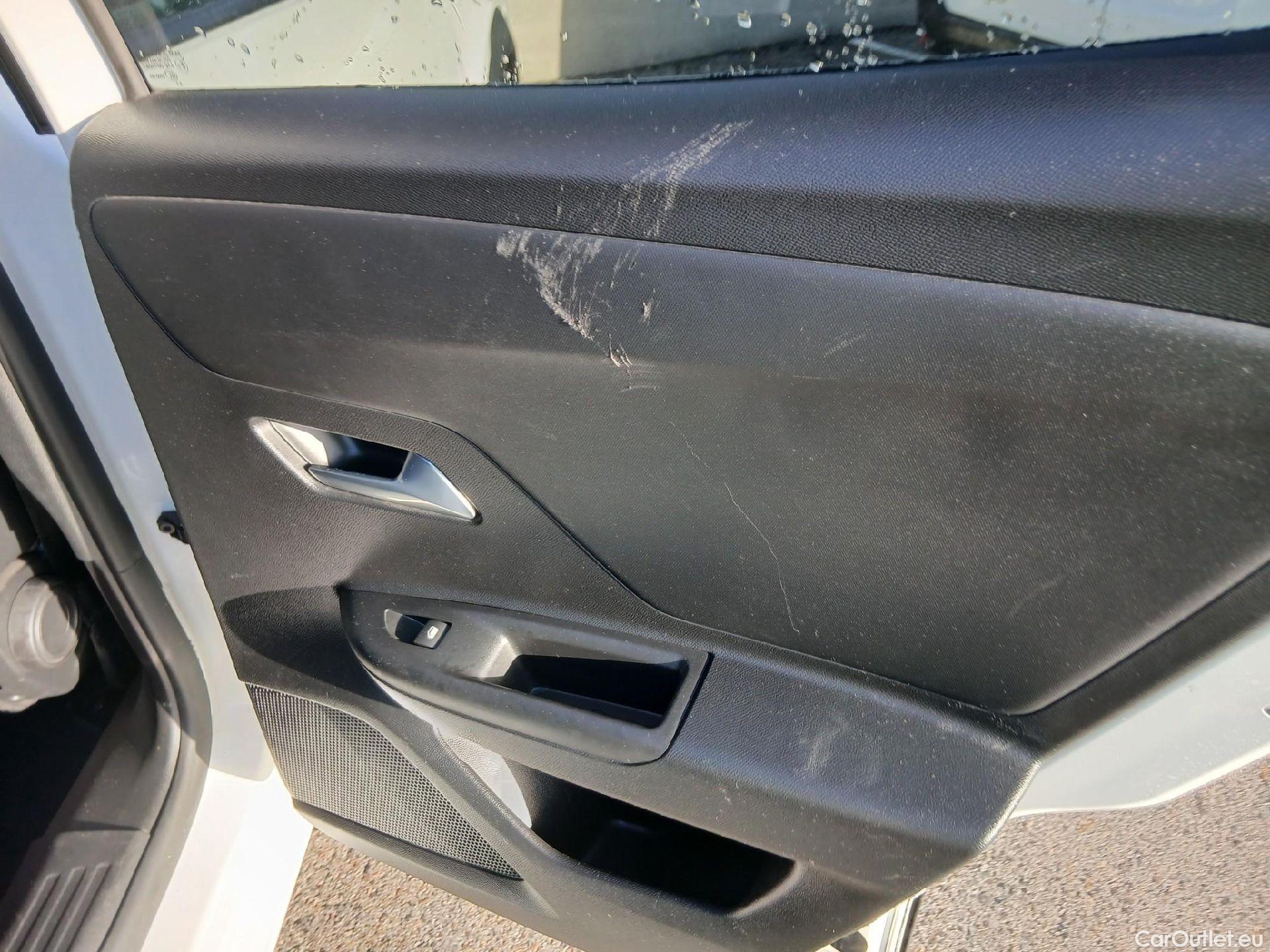  Opel  Mokka OPEL  / 2020 / 5P / todoterreno 1.5 D GS Line (AC) #5