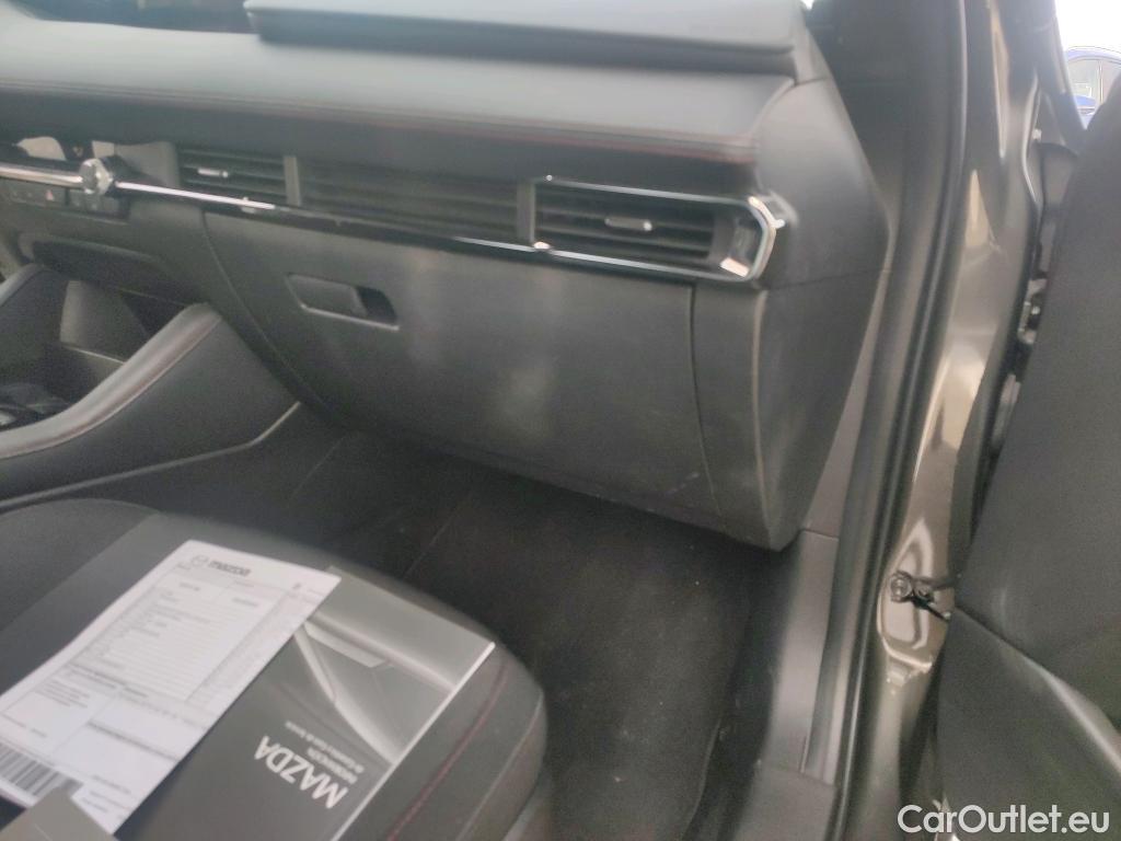  Mazda  3 MAZDA Mazda / 2019 / 5P / berlina con portón 2.0 e-SKYACTIV-G 88KW HOMURA(SP) #24