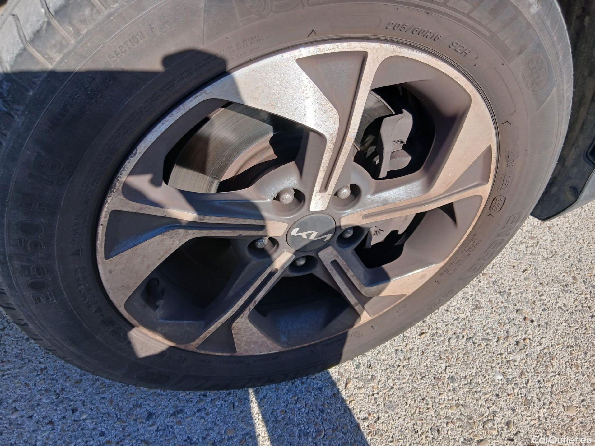  KIA  XCeed KIA  / 2019 / 5P / todoterreno 1.0 T-GDi Drive 88kW (120CV) #54