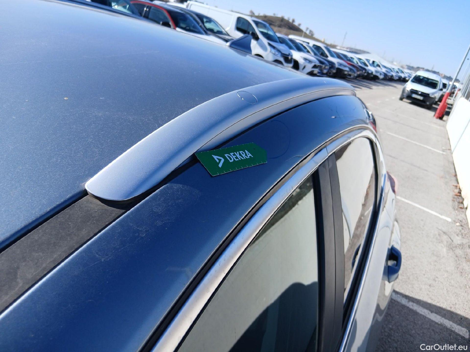  KIA  XCeed KIA  / 2019 / 5P / todoterreno 1.0 T-GDi Drive 88kW (120CV) #14