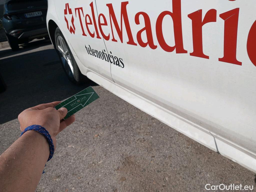  Toyota  Corolla TOYOTA  1.8 125H ACTIVE TECH E-CVT #26