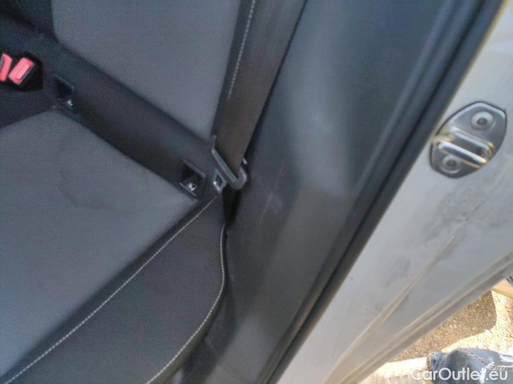  Skoda  Fabia SKODA  / 2021 / 5P / berlina con portón 1.0 TSI 70KW (95CV) Ambition (AC) #27