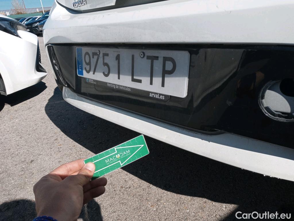  Toyota  Corolla TOYOTA  1.8 125H ACTIVE TECH E-CVT #41