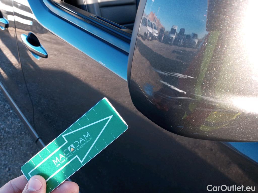  Peugeot  Expert PEUGEOT Traveller / 2016 / 5P / monovolumen Allure 2.0 BlueHDi 130KW EAT8 Standard #21