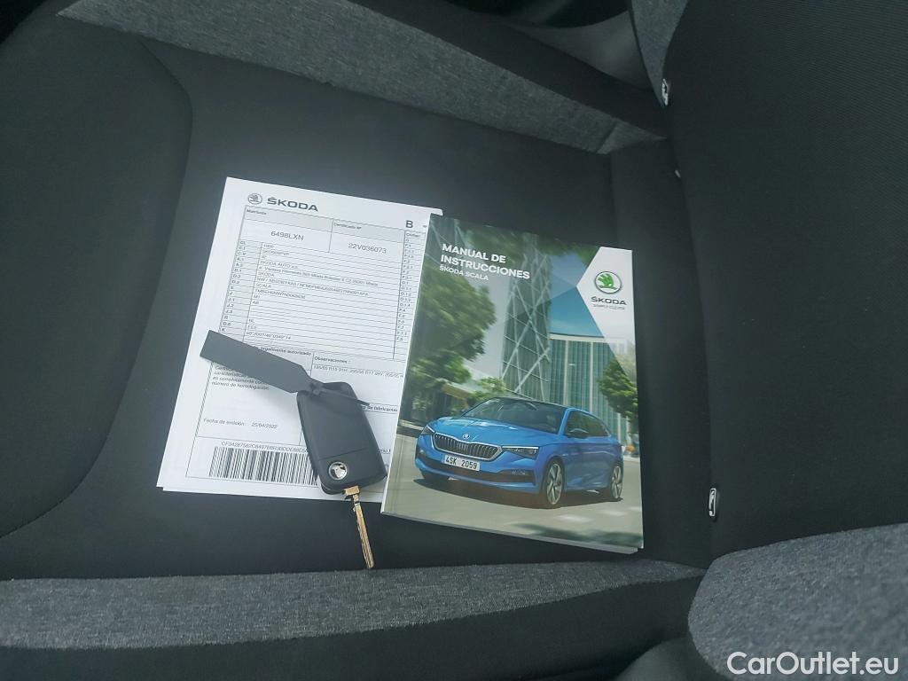  Skoda  Scala SKODA  / 2019 / 5P / berlina con portón 1.0 TGI 66KW (90CV) Active #1
