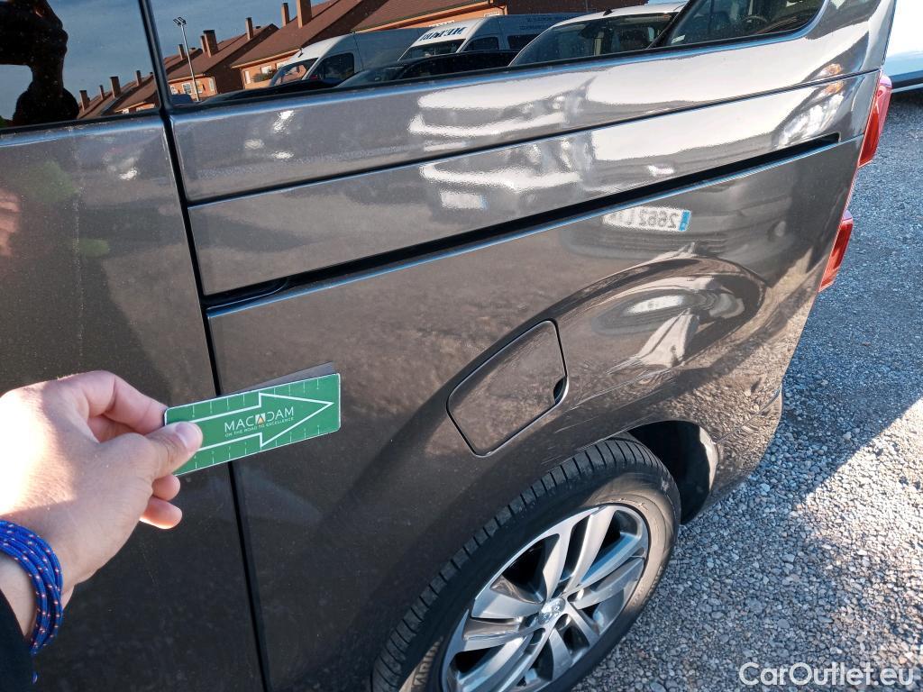  Peugeot  Expert PEUGEOT Traveller / 2016 / 5P / monovolumen Allure 2.0 BlueHDi 130KW EAT8 Standard #4