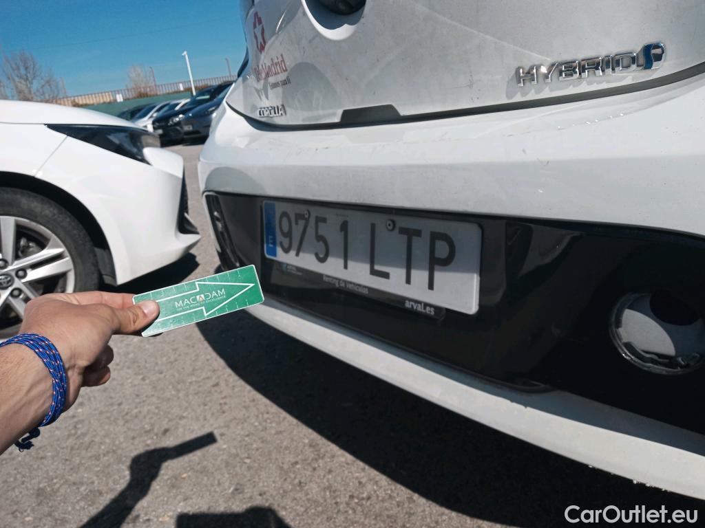  Toyota  Corolla TOYOTA  1.8 125H ACTIVE TECH E-CVT #18