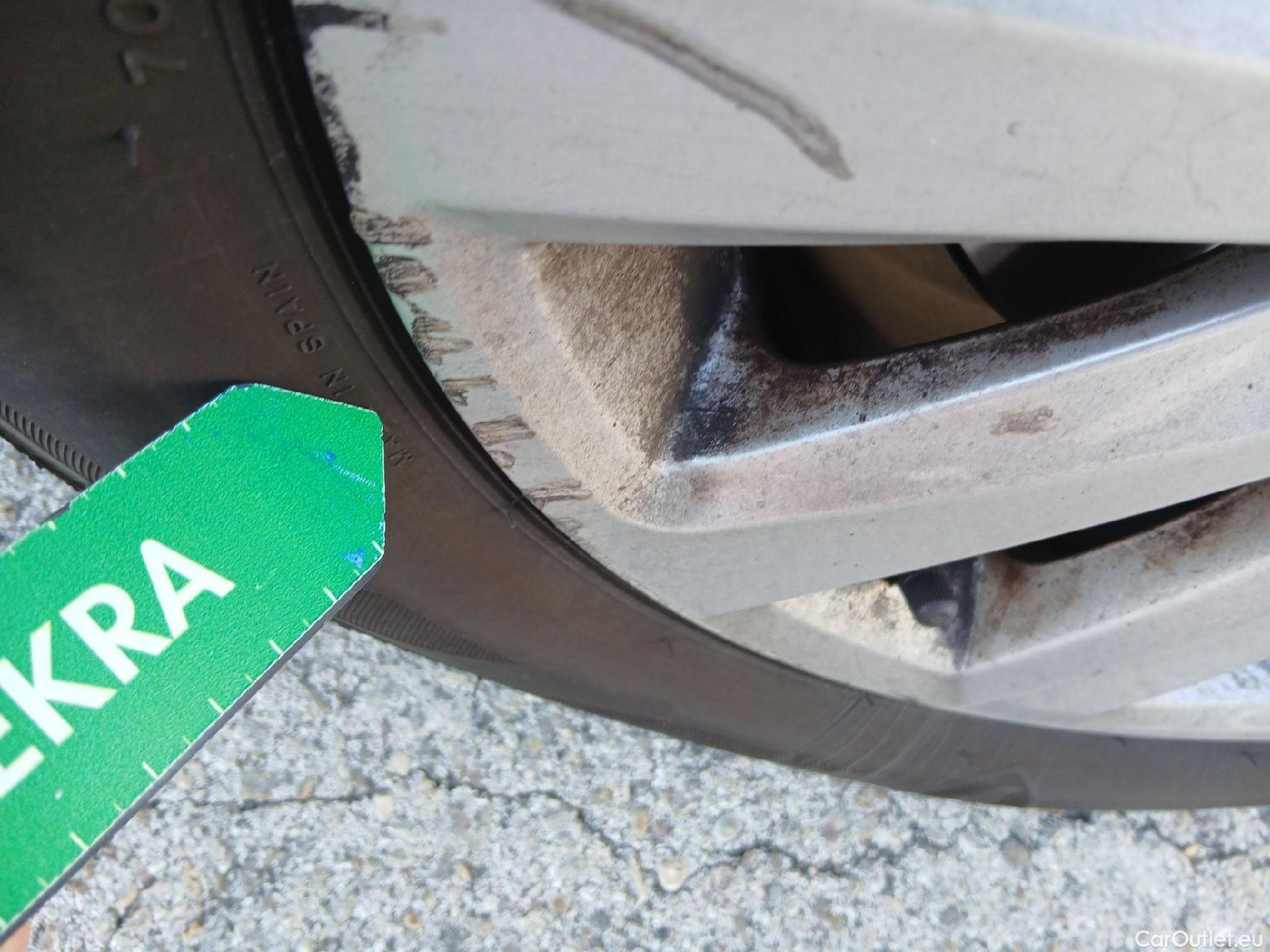  Seat  Ibiza  Style Plus 1.0 TSI #38