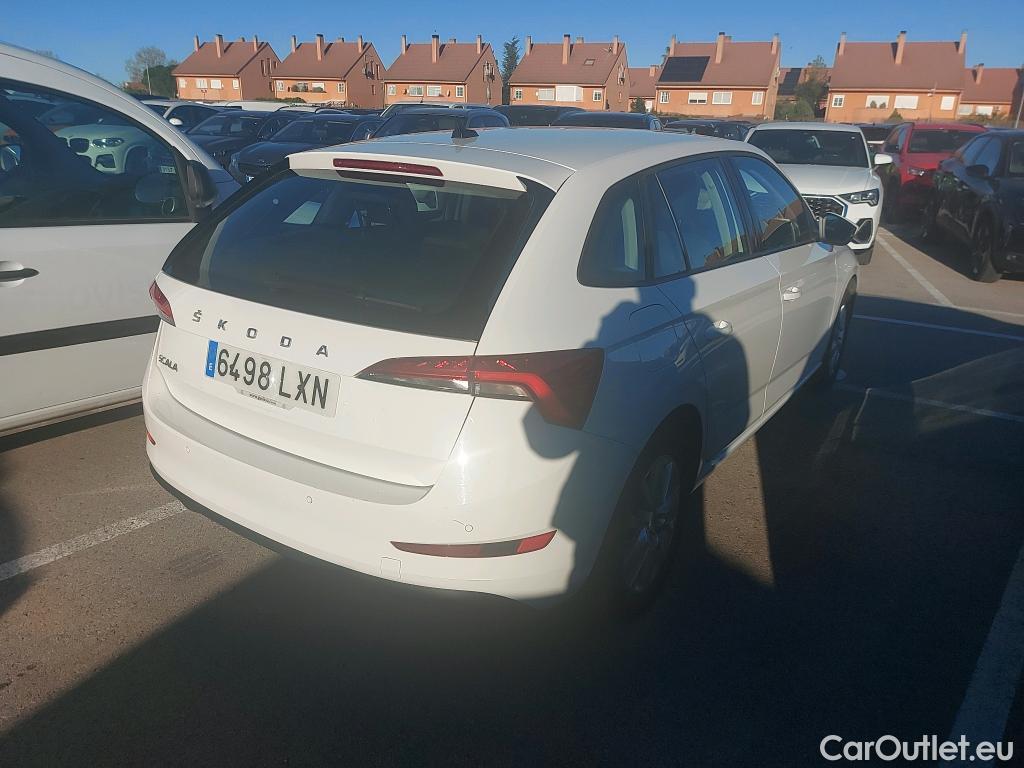  Skoda  Scala SKODA  / 2019 / 5P / berlina con portón 1.0 TGI 66KW (90CV) Active #14
