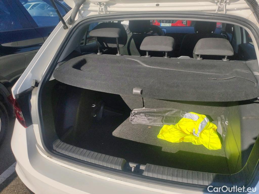  Skoda  Fabia SKODA  / 2021 / 5P / berlina con portón 1.0 TSI 70KW (95CV) Ambition (AC) #1