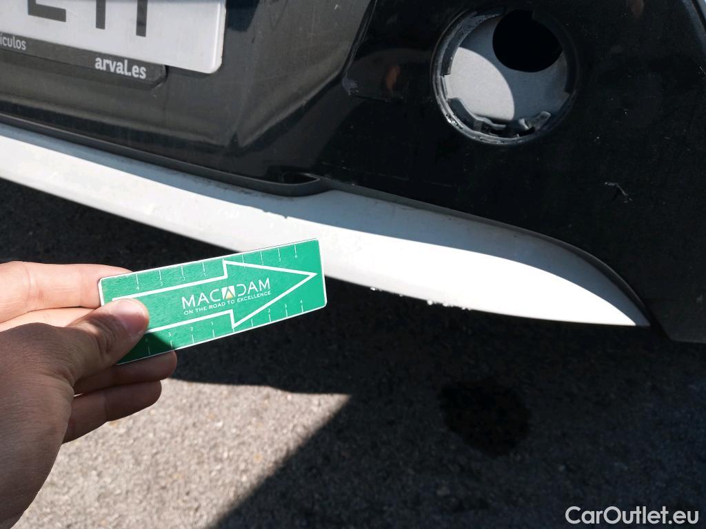  Toyota  Corolla TOYOTA  1.8 125H ACTIVE TECH E-CVT #40