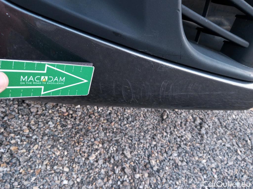  Peugeot  Expert PEUGEOT Traveller / 2016 / 5P / monovolumen Allure 2.0 BlueHDi 130KW EAT8 Standard #19