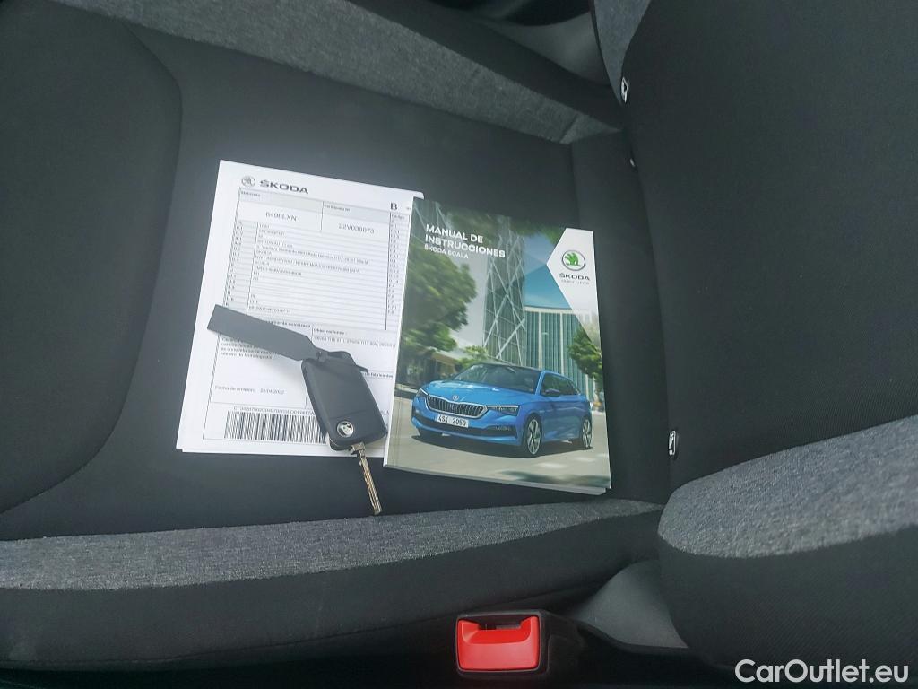  Skoda  Scala SKODA  / 2019 / 5P / berlina con portón 1.0 TGI 66KW (90CV) Active #9