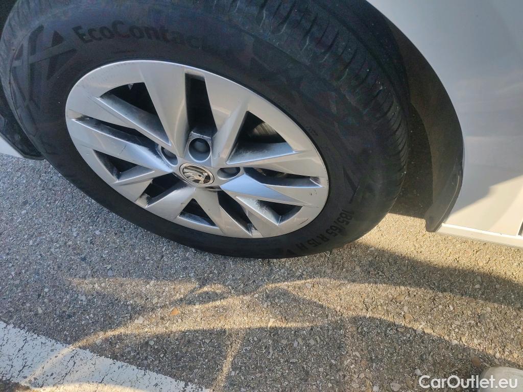  Skoda  Fabia SKODA  / 2021 / 5P / berlina con portón 1.0 TSI 70KW (95CV) Ambition (AC) #11