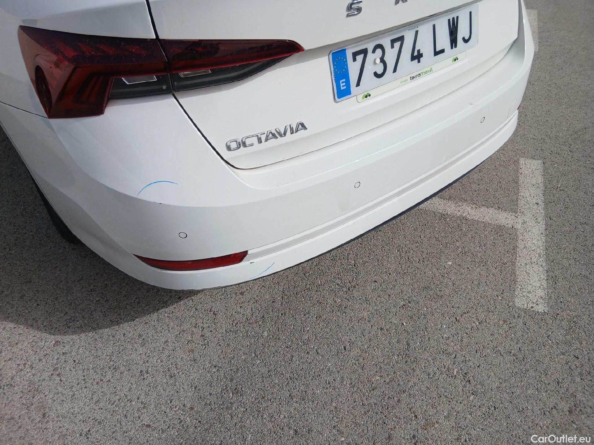  Skoda  Octavia SKODA  / 2020 / 5P / berlina con portón 2.0 TDI 85kW (115 CV) Manual Ambition #5