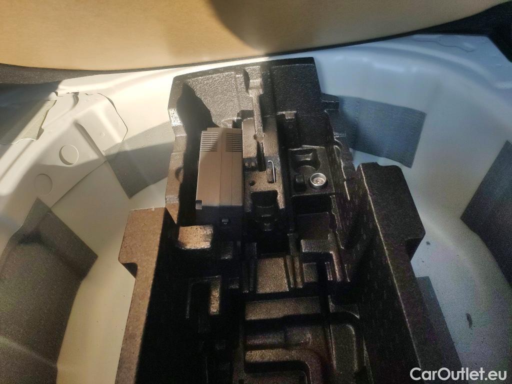  Skoda  Fabia SKODA  / 2021 / 5P / berlina con portón 1.0 TSI 70KW (95CV) Ambition (AC) #9